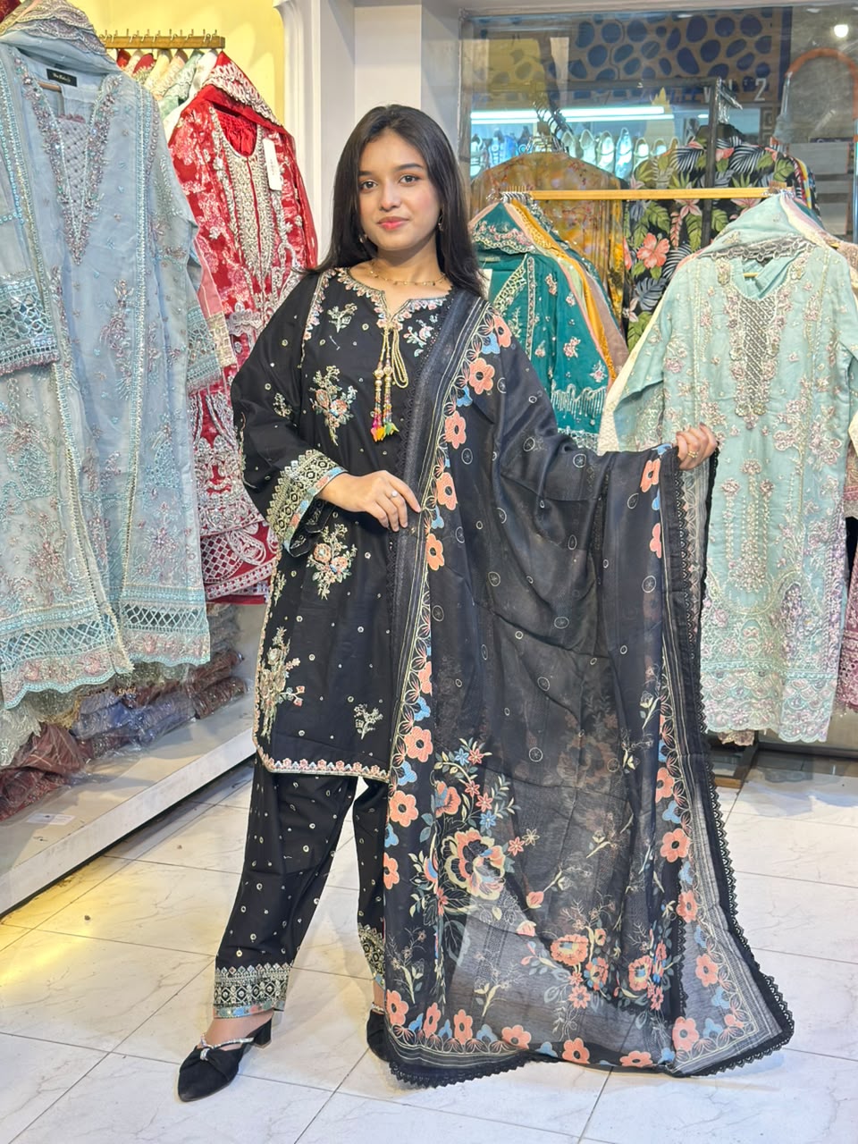 ANWARI G — Organza Gown 3pc