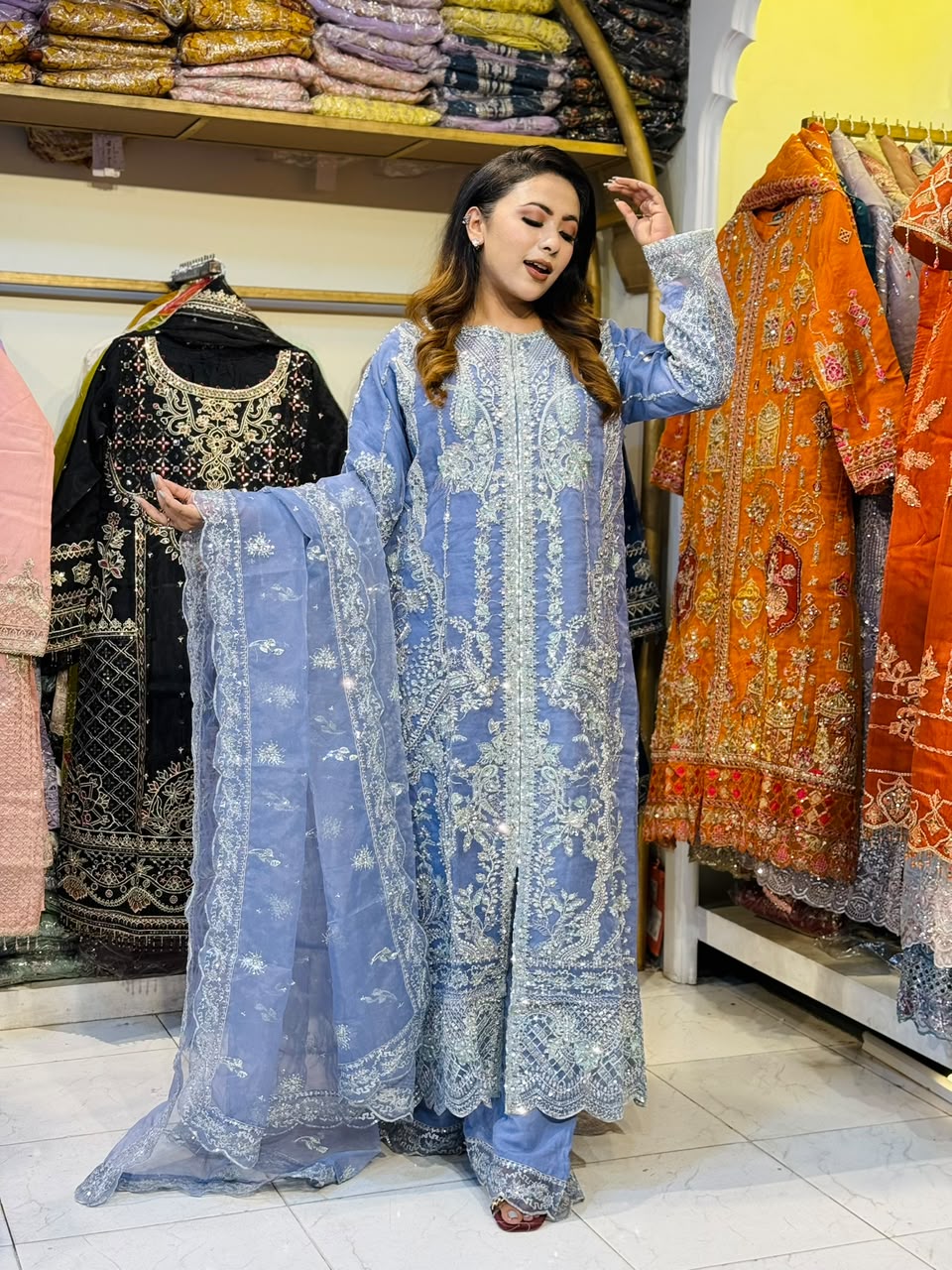 ANWARI G — Organza Gown 3pc